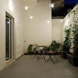 bari-central-patio.barihotels.org/