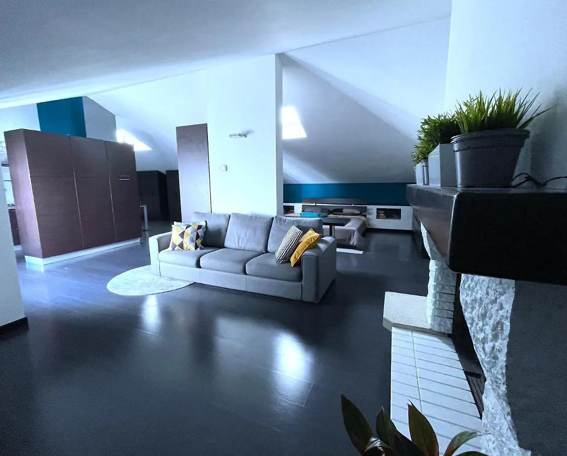 Borgo D'Oro Loft Apartment Bergamo Italy